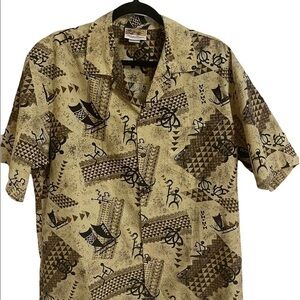 Winnie Fashion made in Hawaii shirt with coconut buttons, size large.
